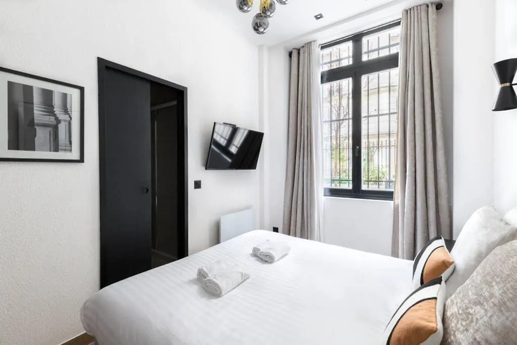 Hsh Amsterdam St-Lazare Luxury & Design Apartment 6P-2Br Paris France